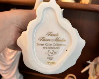 R148 - $10. Lenox 1990 Street Crier Collection. Measures 9.5" tall.