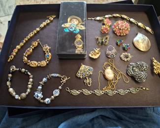 Vintage Costume Jewelry