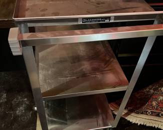 Metal medical cart