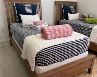 Set of 2 Ethan Allen Bed Frames, (mattress available).