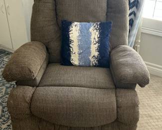 10 Recliner