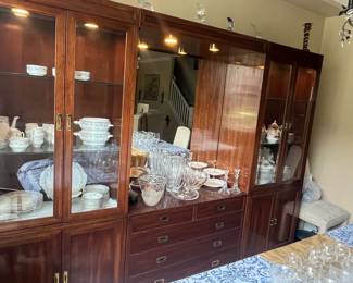 Classic Heirloom Ethan Allen Hutch - Solid wood, fine finish, detachable for $920