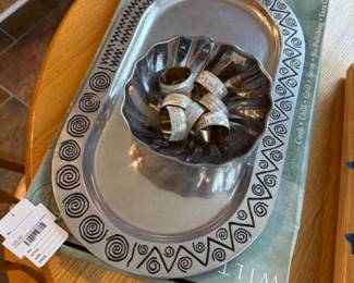 Napkin Rings, Serving Patter