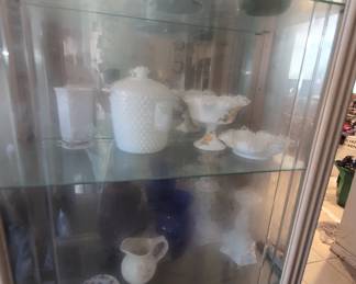 Lots of glass, vases, pyrex