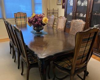DINING TABLE 8 CHAIRS plus leaf 72” (leaf 22”)