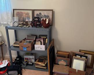 tons of frames