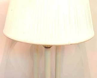 457 - Lamp - 30" Tall You are buying a used as-is electric/electronic item. We do not guarantee all components are present, and if it is not expressly stated, it is untested.