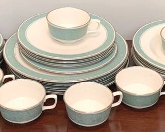 419 - 28 Piece Franciscian "Masterpiece" China Set