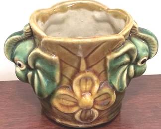 467 - Majolica Elephant Cup - 4" Tall