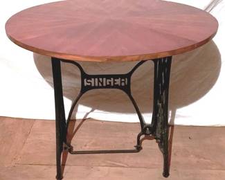 555 - Singer Sewing Stand Base Table - 29" x 36"