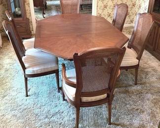 438 - Dining Table with Leaf & 6 Chairs Table - 29" x 48" x 68" Chairs - 39" x 20" x 21"