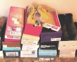 150 - Lot of Women's Shoes Size 5.5 & 6