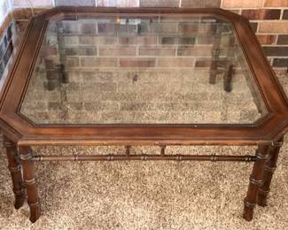 547 - Glass Top Coffee Table - 16" x 39" x 39"
