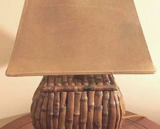 153 - Lamp - 18" Tall You are buying a used as-is electric/electronic item. We do not guarantee all components are present, and if it is not expressly stated, it is untested.
