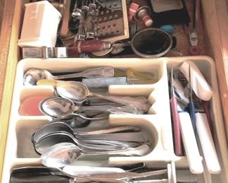 295 - Drawer Lot Kitchen Utensils