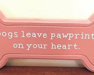 459 - Dogs Wood Wall Hanging - 8" x 15"