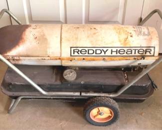 67 - Reddy Heater - Kerosene - 21" x 34" x 14"