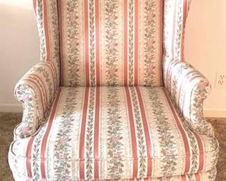 384 - Temple Inc. Chair - 42" x 27" x 27"