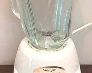 423 - Blend Master Blender - 13" Tall