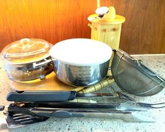 322 - Lot of Assorted Items