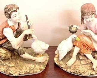 363 - 2 Lefton Statues - 6" Tall