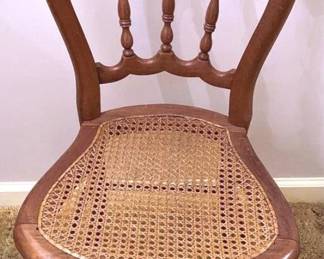 218 - Chair - 22" x 17" x 17"