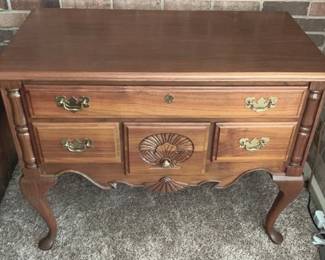 541 - Lowboy 4 Drawer - 31" x 39" x 20"