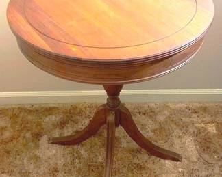 163 - Round Table - 26" x 22"