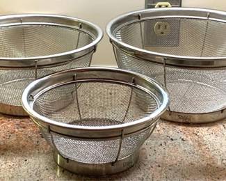 312 - 3 Pampered Chef Stainless Steel Mesh Colanders Largest one - 5 x 11