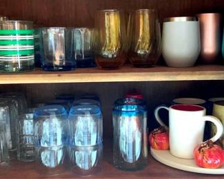 290 - 2 Shelf Cabinet Lot