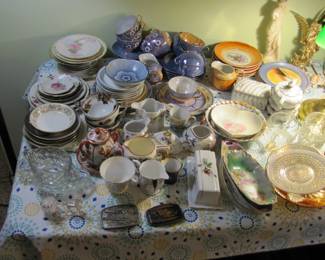 Lots of Vintage Dishes, Cup and Saucer Sets, Vases, Cream & Sugar Sets, Hull Pottery