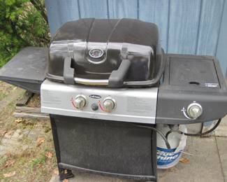 Gas Grill with Side Burner