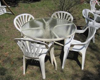 Patio Table & Chairs