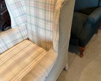 VINTAGE CHAIR