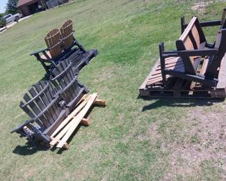 2 gliders 1 swing in need of repairs