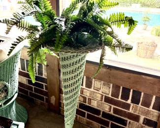Wicker fern stand