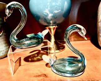 Murano swans