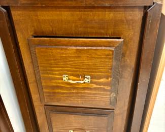 Drop leaf craft/work table