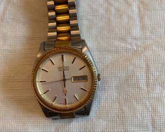 Seiko SQ- sports watch 