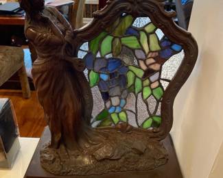 Ruth Radio Lamp Vineyard Window