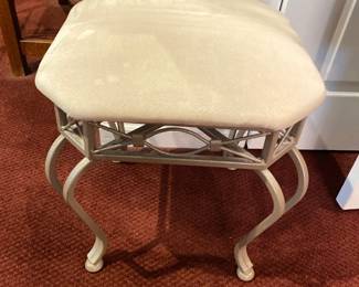 vanity stool 
