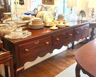 Henkel Harris Jamestown Colonial sideboard
