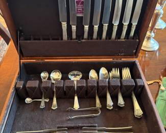 Sterling Silver Flatware (37pc=1140gms + 8 Knives)