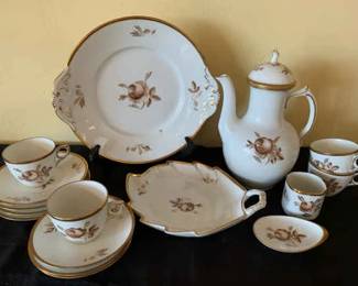 LF183Royal Copenhagen Brown Rose