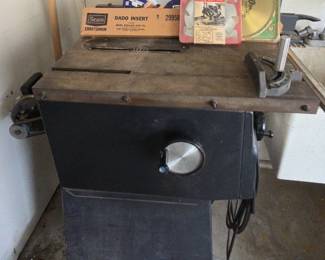LF124Table Saw
