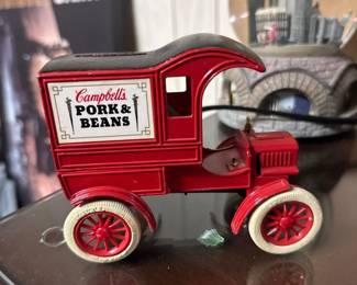 Ertl Campbells Pork and Beans 1905 Ford Delivery Car Coin Bank