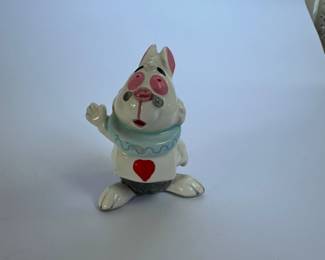 White Rabbit - Alice in Wonderland - Disney Showcase Collection