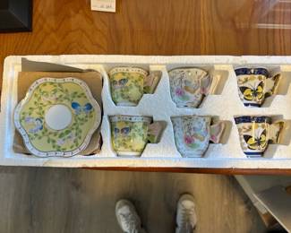 Baum Bros Butterfly Garden Design 12 piece demitasse set for 6