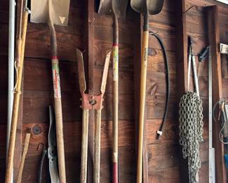 Landscaping Shovels