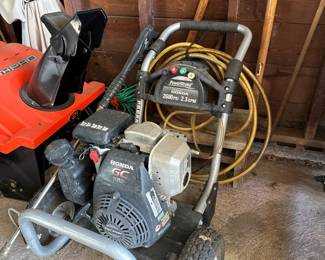 Honda Powerstroke 2600 PSI pressure washer